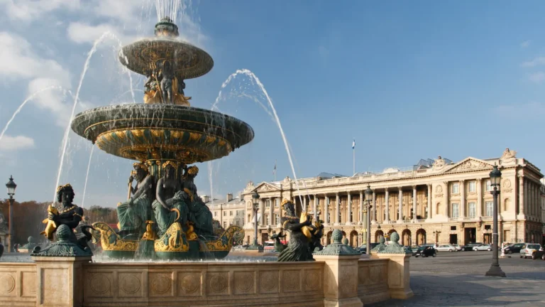 Estilo e Cinema: Roteiro pelas Locações Reais do Filme “O Diabo Veste Prada”, em Paris